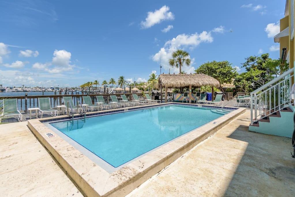 St Kitts - Downtown Waterfront Penthouse Pool Dock Parking Βίλα Κι Γουέστ Εξωτερικό φωτογραφία