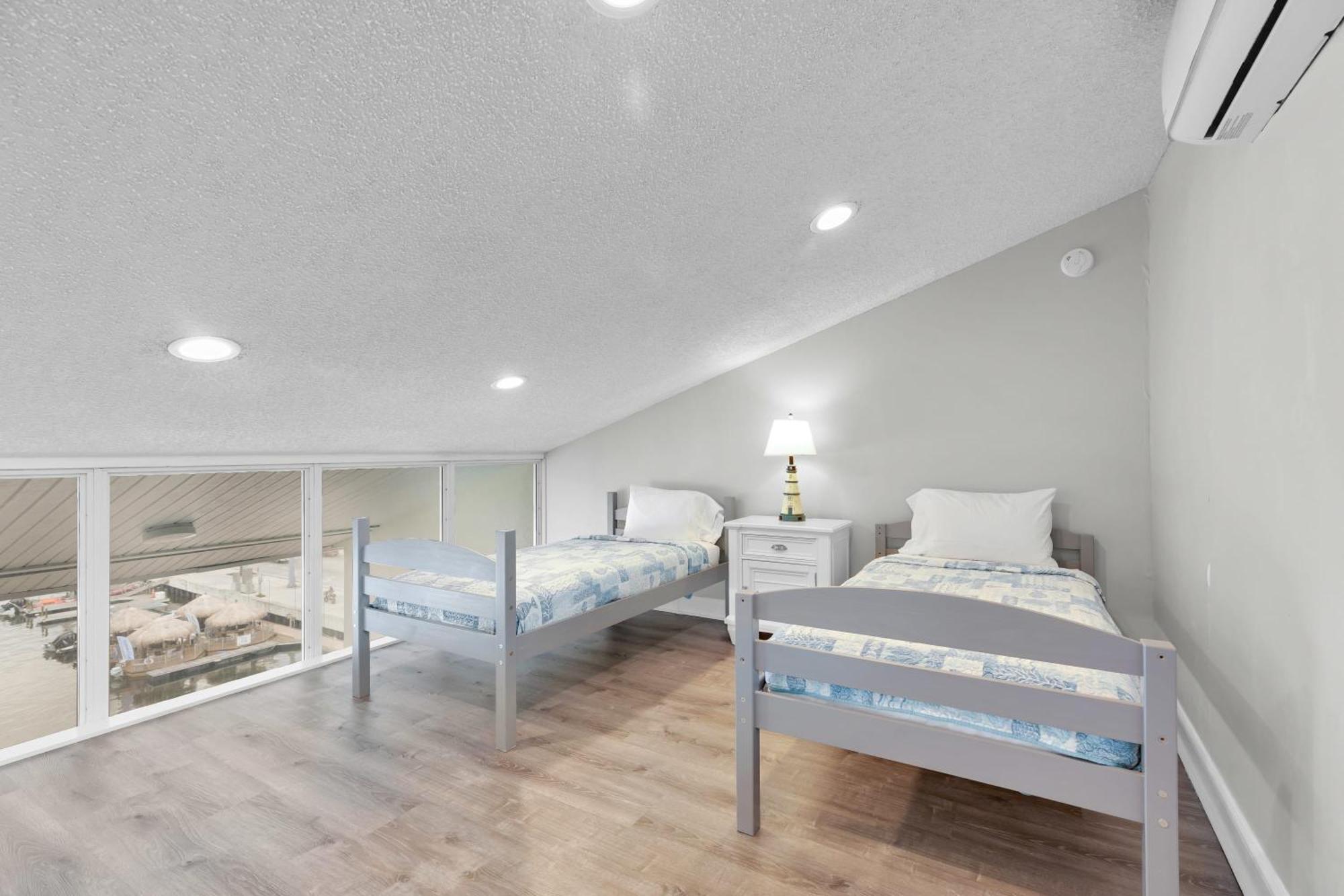 St Kitts - Downtown Waterfront Penthouse Pool Dock Parking Βίλα Κι Γουέστ Εξωτερικό φωτογραφία