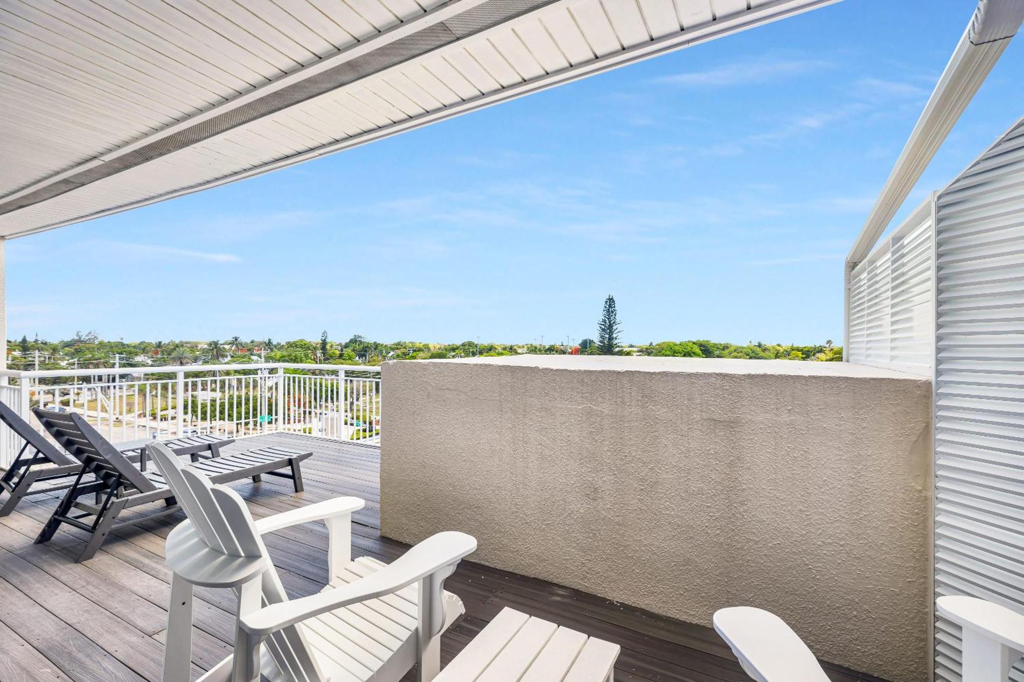 St Kitts - Downtown Waterfront Penthouse Pool Dock Parking Βίλα Κι Γουέστ Εξωτερικό φωτογραφία