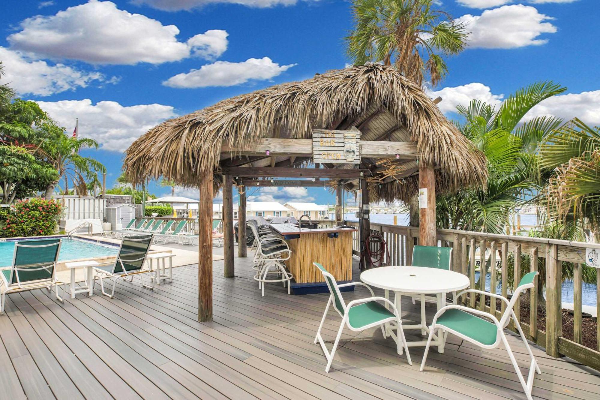 St Kitts - Downtown Waterfront Penthouse Pool Dock Parking Βίλα Κι Γουέστ Εξωτερικό φωτογραφία